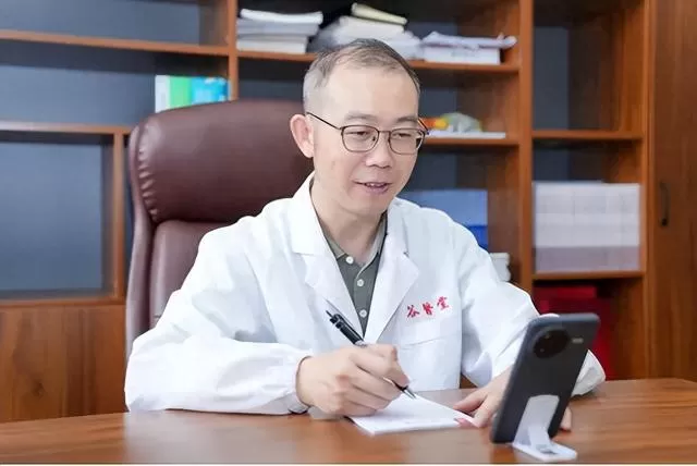 谷医堂黎志清博士